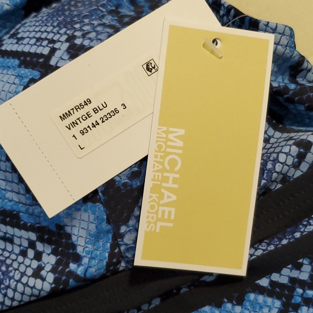 MK (TOP ONLY) HIGH NECK HALTER BIKINI TOP/WORKOUT TOP - Picture 9 of 11